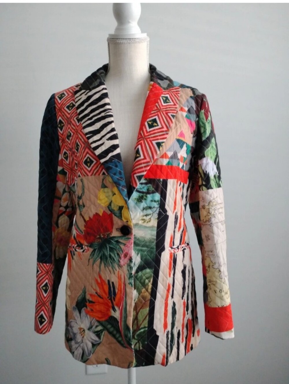 Vilagallo Anthropologie Patchwork Floral Quilted Blazer Jacket Coat Size M 40